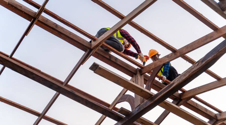 Expert Emergency Roof Repairs services in Omaha, IL